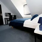 Pure Apartment *